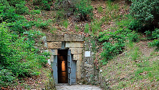 Θρακικός θολωτός τάφος